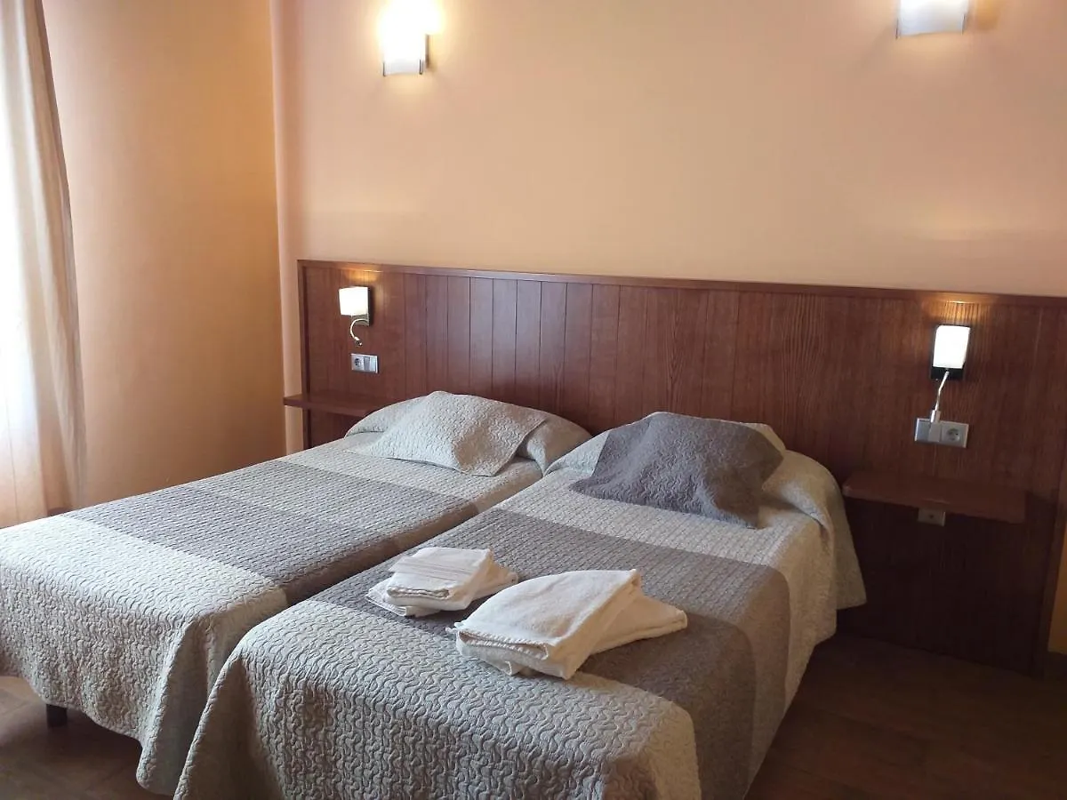 Landsted Otxoenea Pensionat Irun